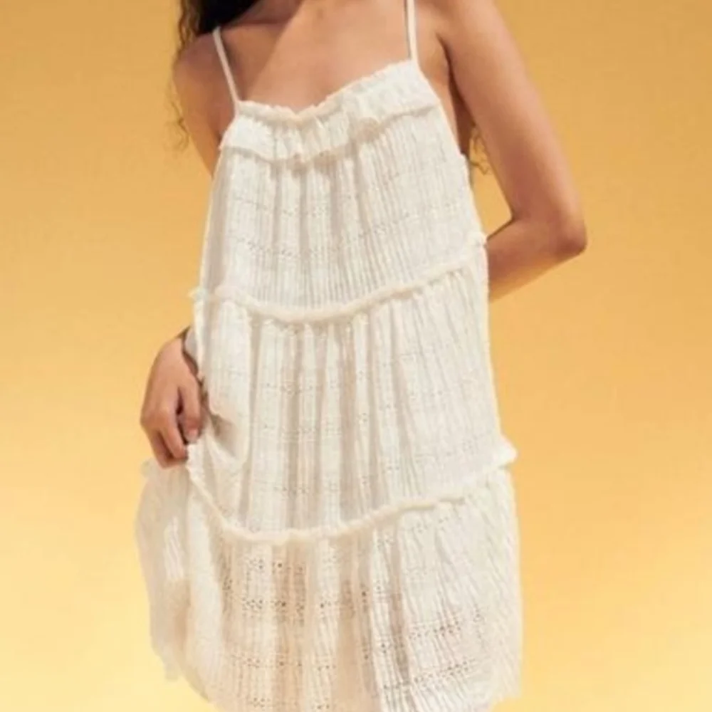 ZARA, Oyster White Sleeveless Dress - Picture 1 of 11
